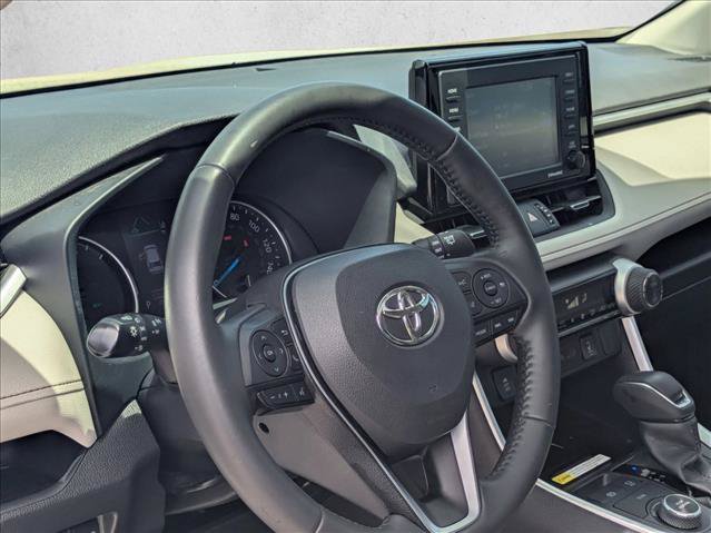 Used 2022 Toyota RAV4 XLE Premium AWD/4WD image 10