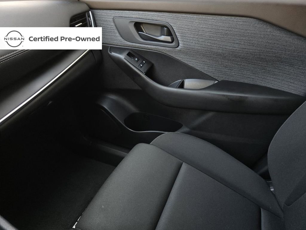 Certified 2023 Nissan Rogue S image 24