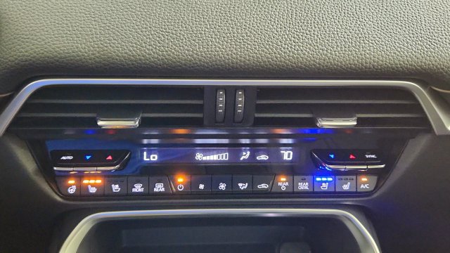 New 2026 MAZDA CX-90 Plug-In Hybrid w/Premium Sport AWD/4WD image 22