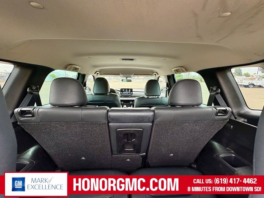 Used 2022 Mitsubishi Outlander SE image 21