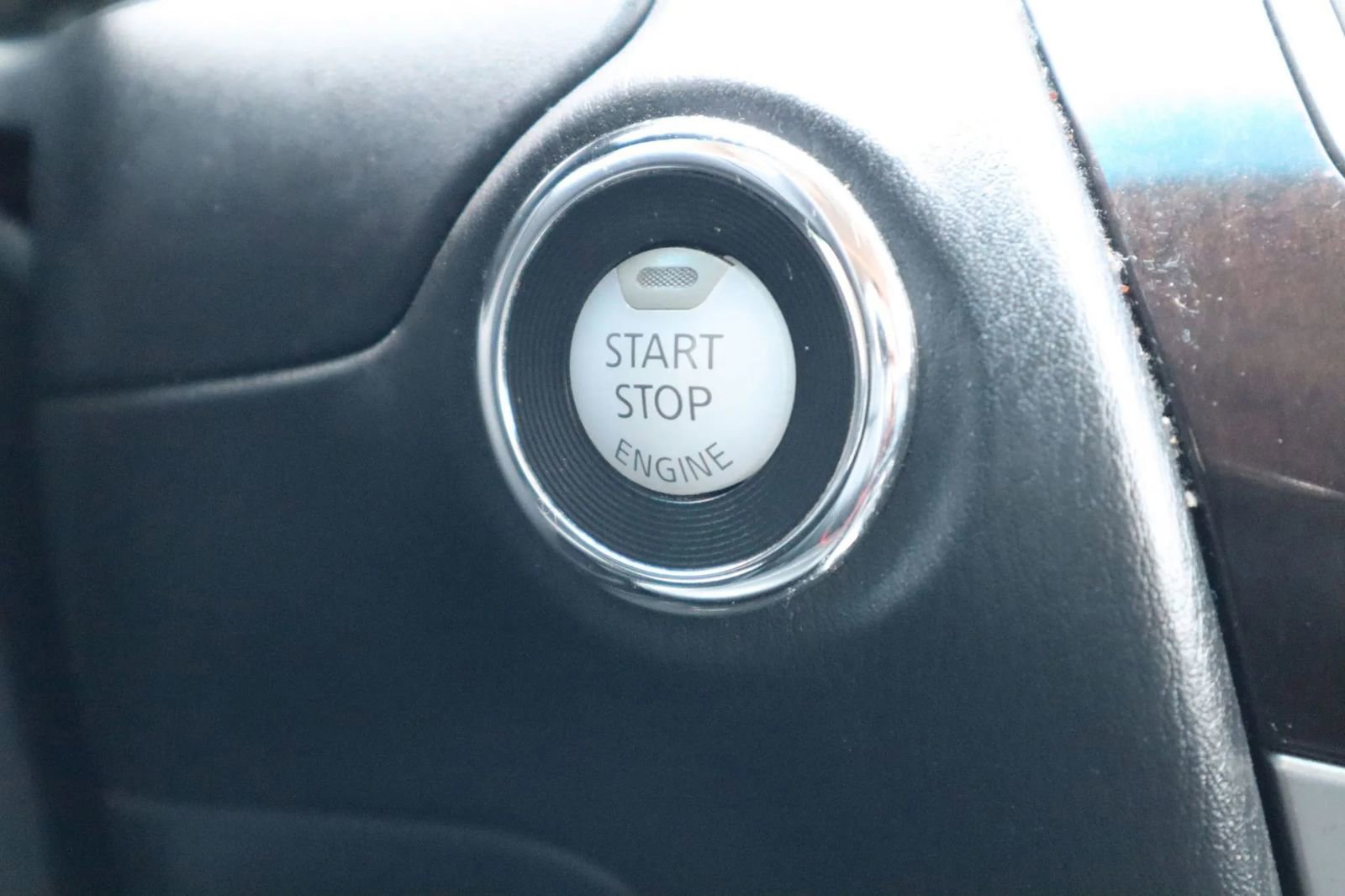 Used 2013 INFINITI JX35 AWD w/ Premium Pkg image 26