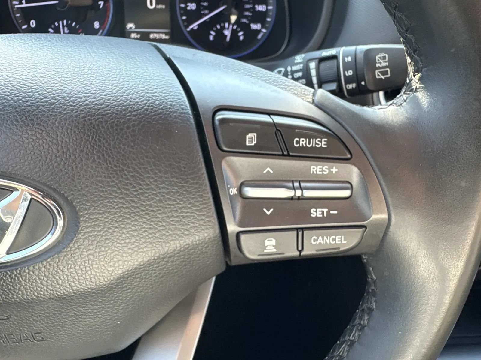 Used 2021 Hyundai Kona Ultimate w/ Cargo Package FWD image 31