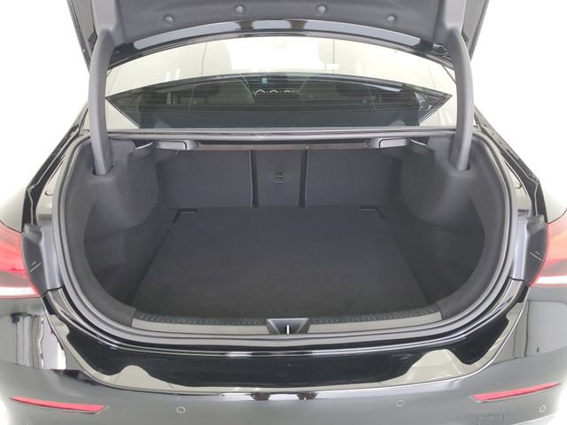 Used 2022 Mercedes-Benz A 220 image 10