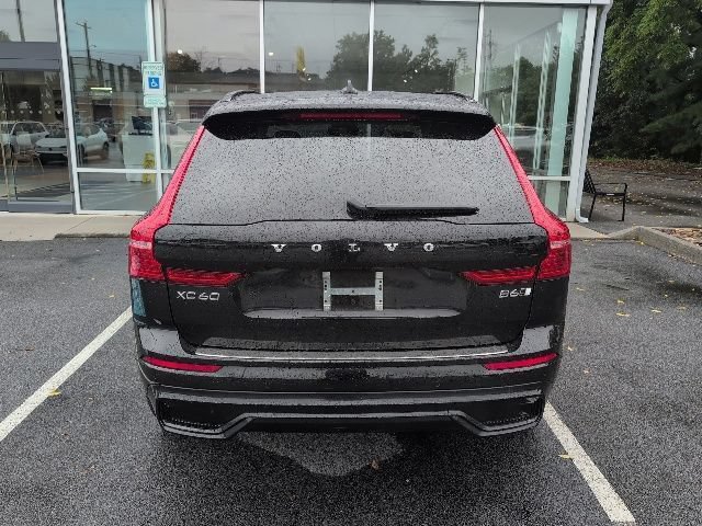 Used 2023 Volvo XC60 B6 Ultimate w/ Protection Package Premier AWD/4WD image 7