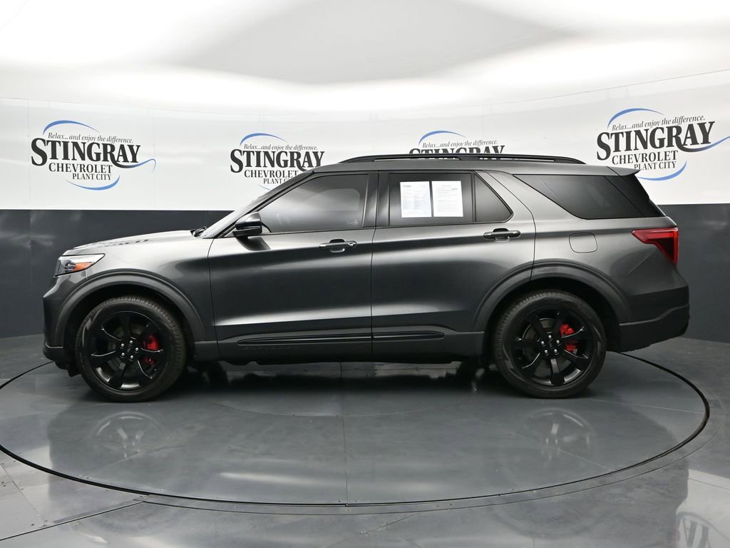 Used 2020 Ford Explorer ST w/ ST Street Pack image 4