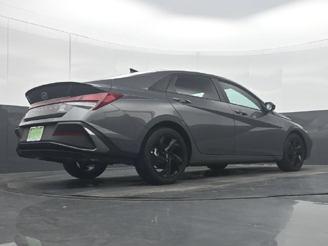 Used 2026 Hyundai Elantra Sport FWD image 38