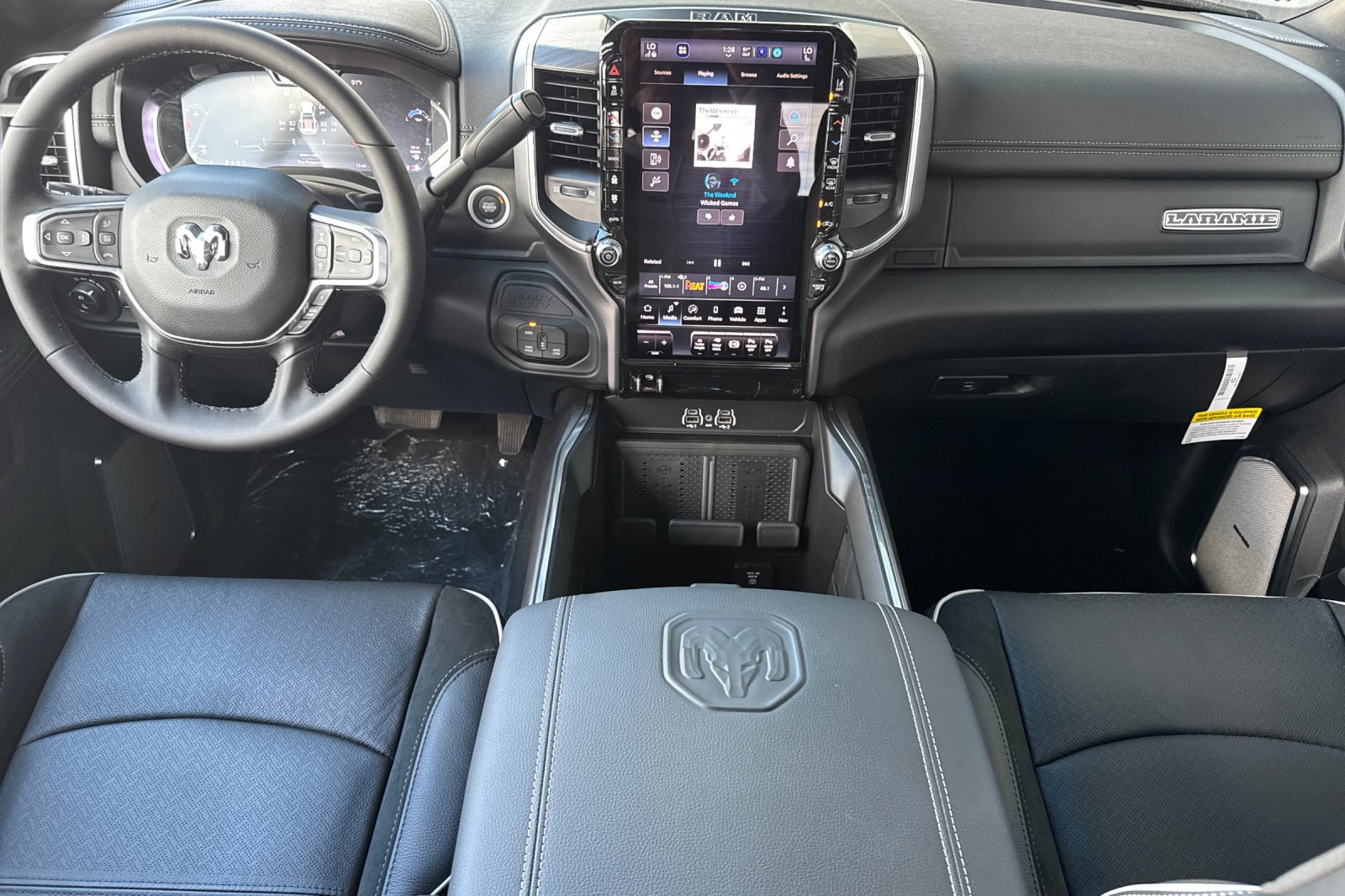 New 2027 RAM 3500 Laramie AWD/4WD image 12