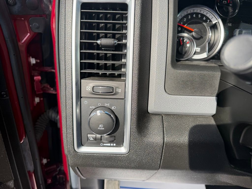 Used 2019 RAM 1500 Big Horn image 17