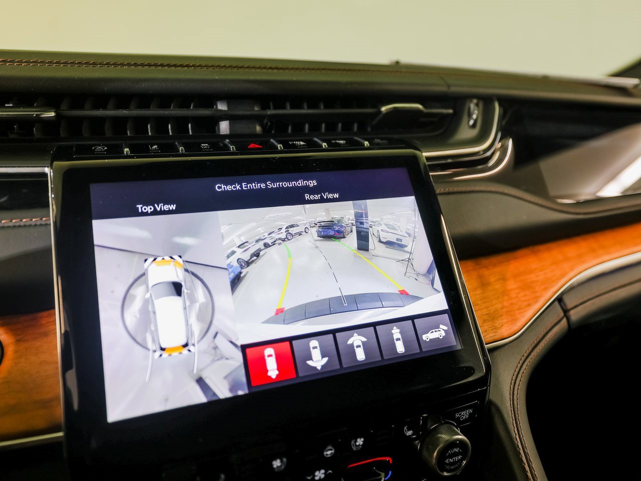 Used 2022 Jeep Grand Cherokee Summit image 19