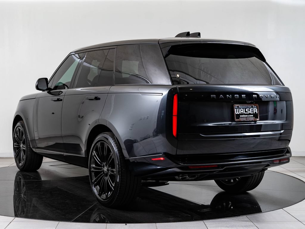 Used 2025 Land Rover Range Rover SE AWD/4WD image 6