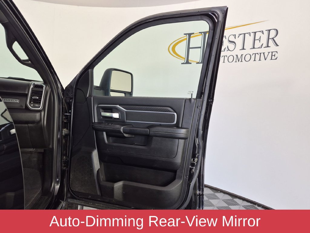 Used 2025 RAM 2500 Big Horn AWD/4WD image 40
