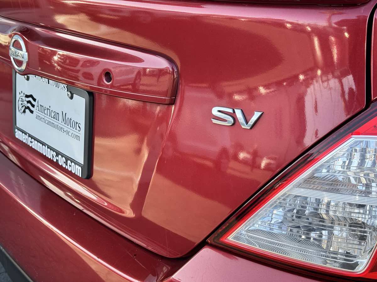 Used 2018 Nissan Versa SV FWD image 15