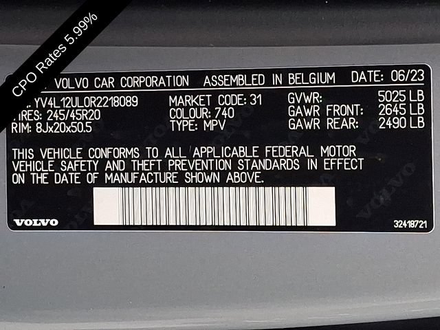 Certified 2024 Volvo XC40 B5 Plus w/ Climate Package AWD/4WD image 30