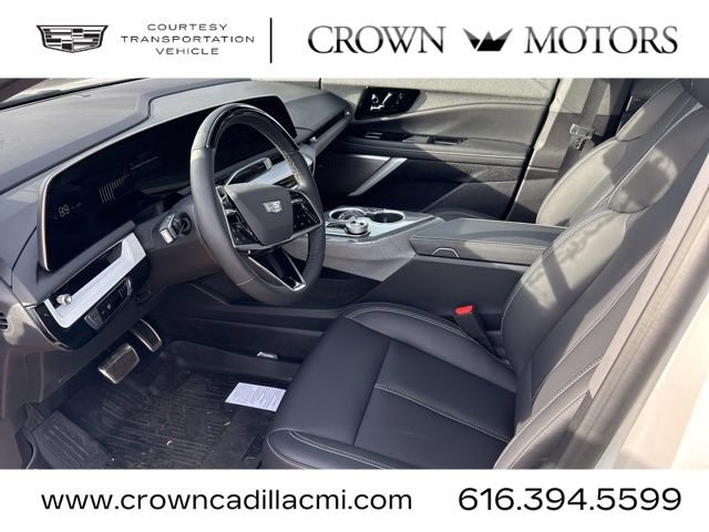 Used 2025 Cadillac Optiq Luxury 1 w/ LPO, Floor Liner Package image 18