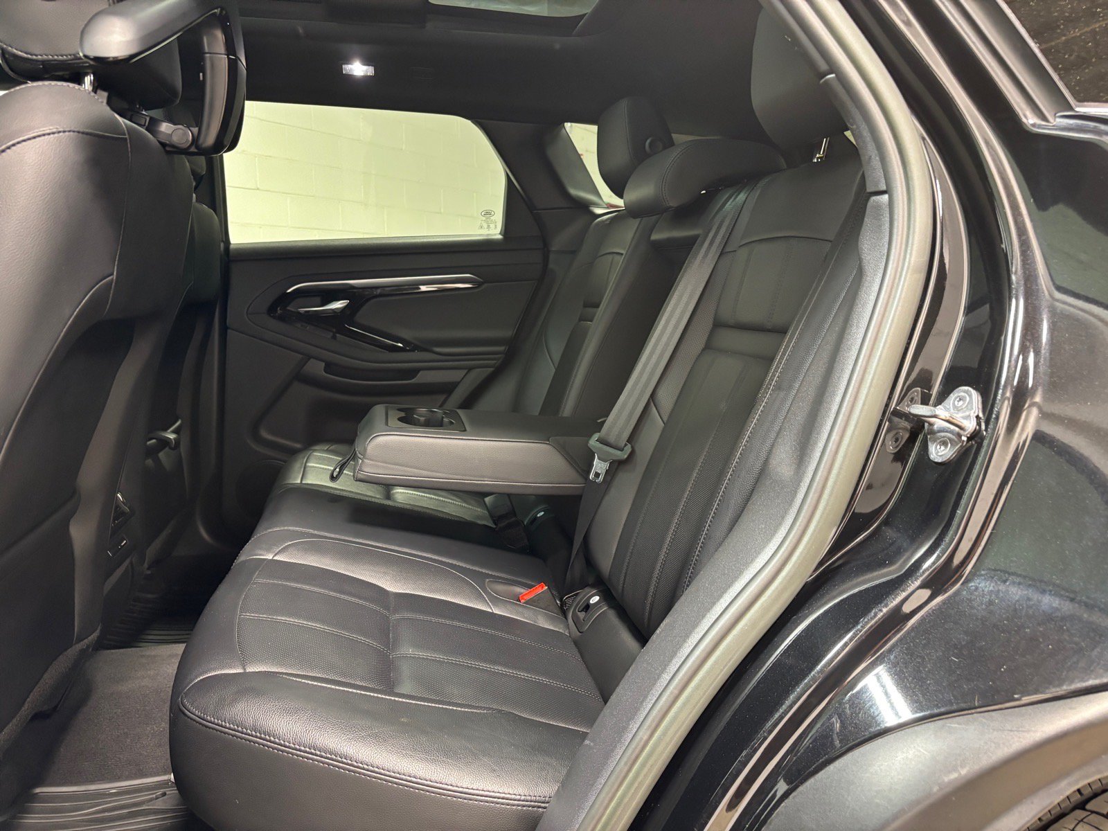 Used 2023 Land Rover Range Rover Evoque R-Dynamic S AWD/4WD image 27