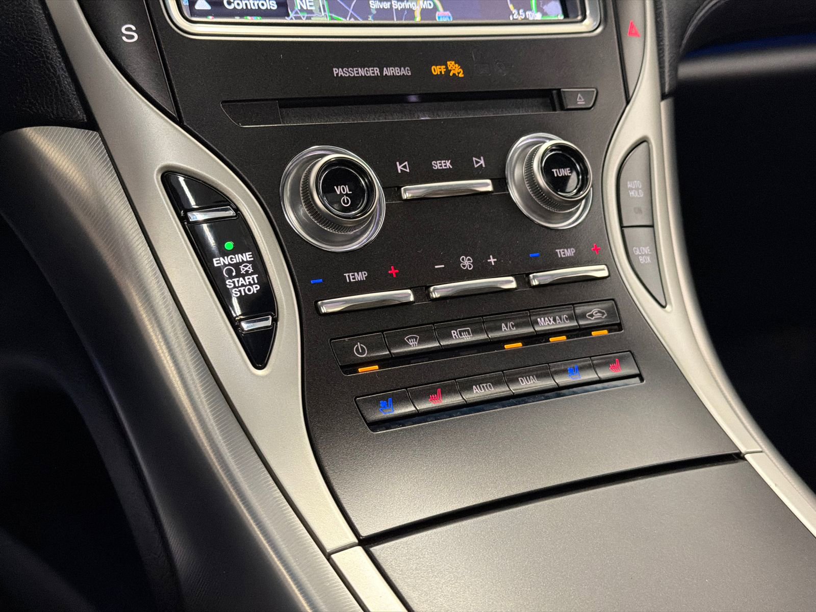 Used 2019 Lincoln Nautilus Reserve FWD image 29