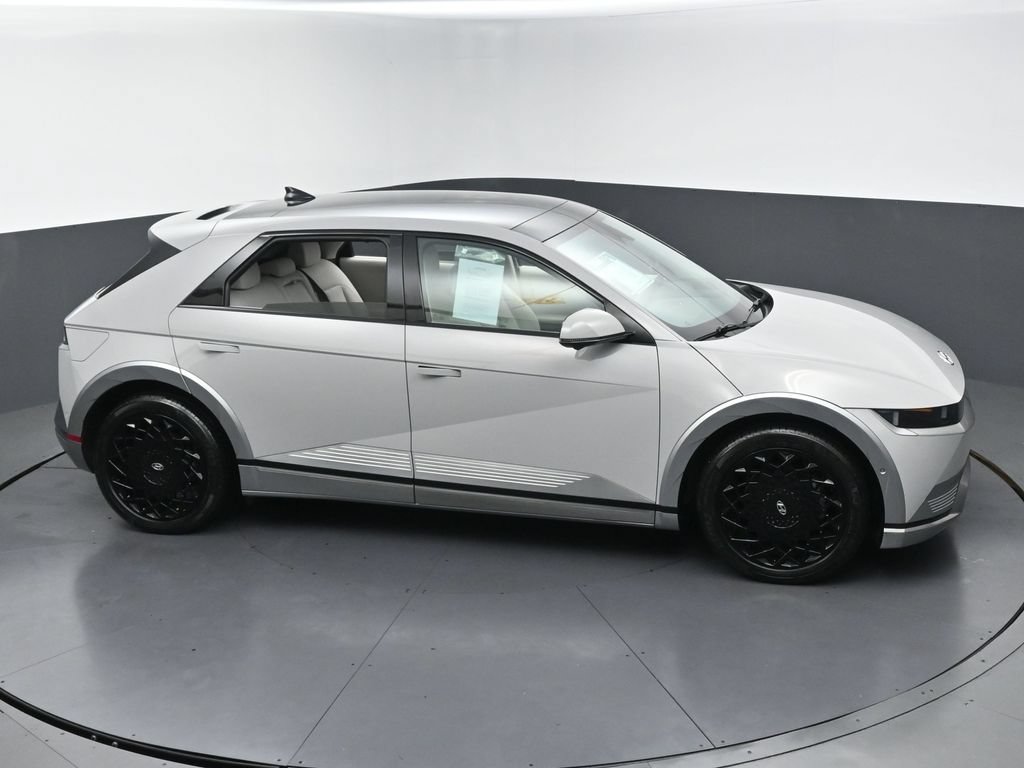 Used 2023 Hyundai Ioniq 5 Limited AWD/4WD image 46