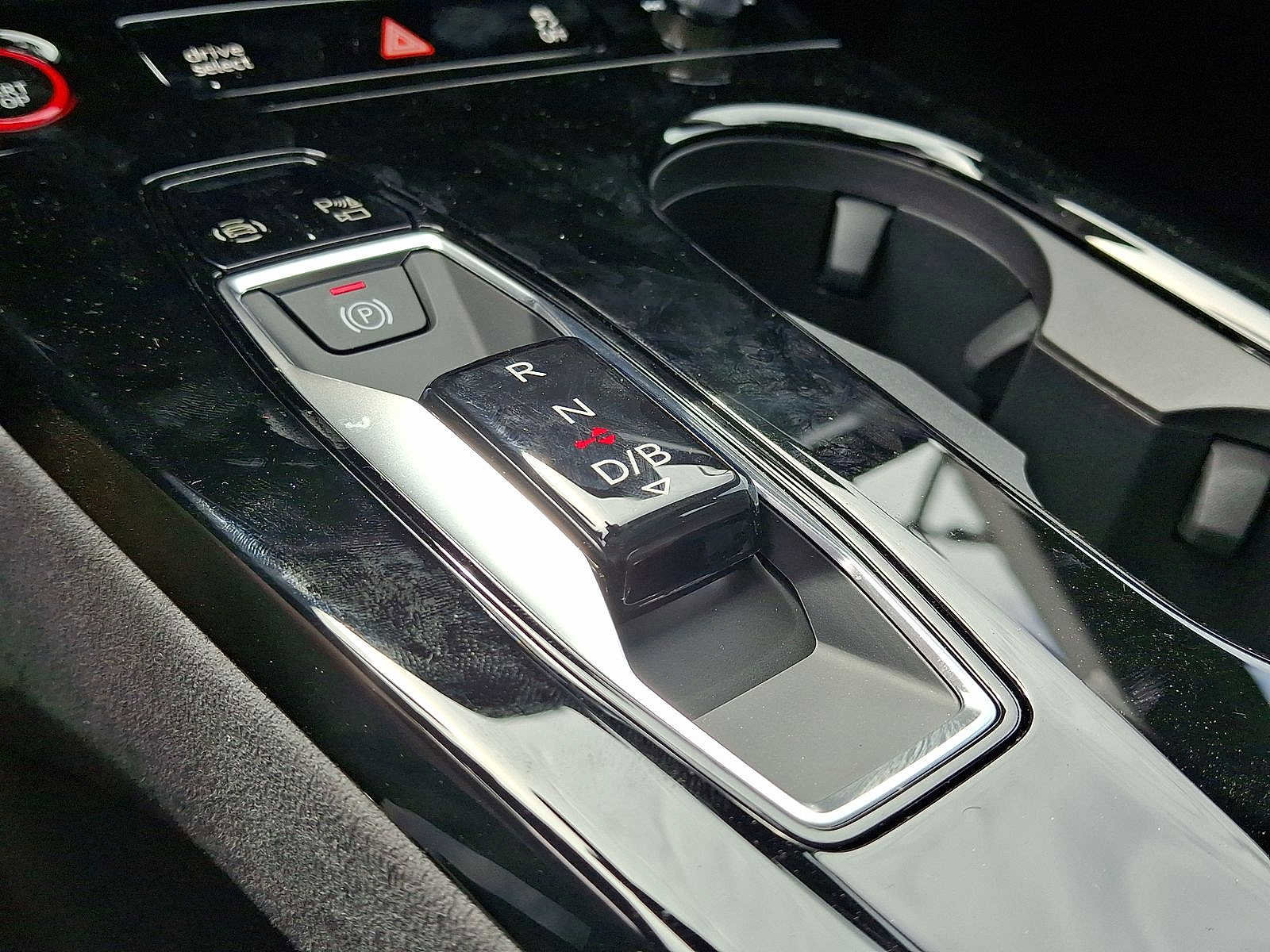 New 2025 Audi S6 e-tron Premium Plus image 13