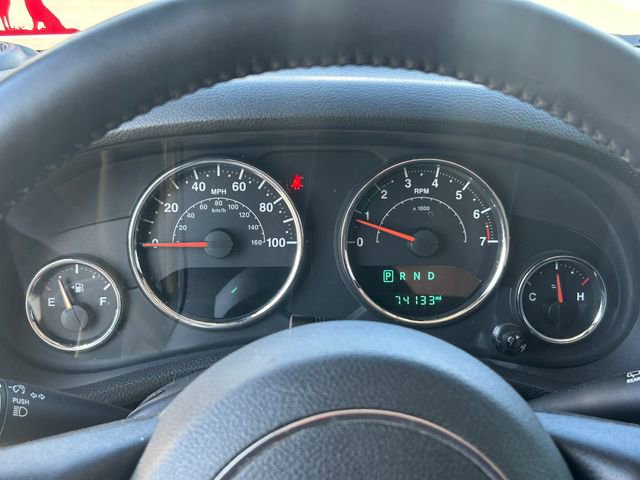 Used 2016 Jeep Wrangler Unlimited Sport w/ Connectivity Group AWD/4WD image 21