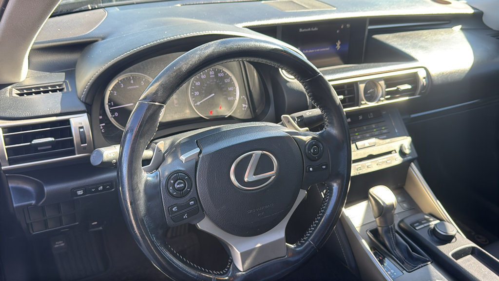 Used 2016 Lexus IS 300 AWD w/ Premium Package image 12