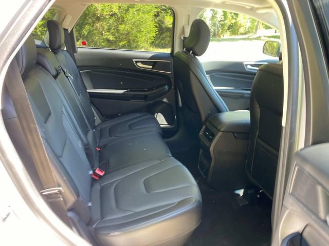 Used 2017 Ford Edge Titanium w/ Equipment Group 301A FWD image 34