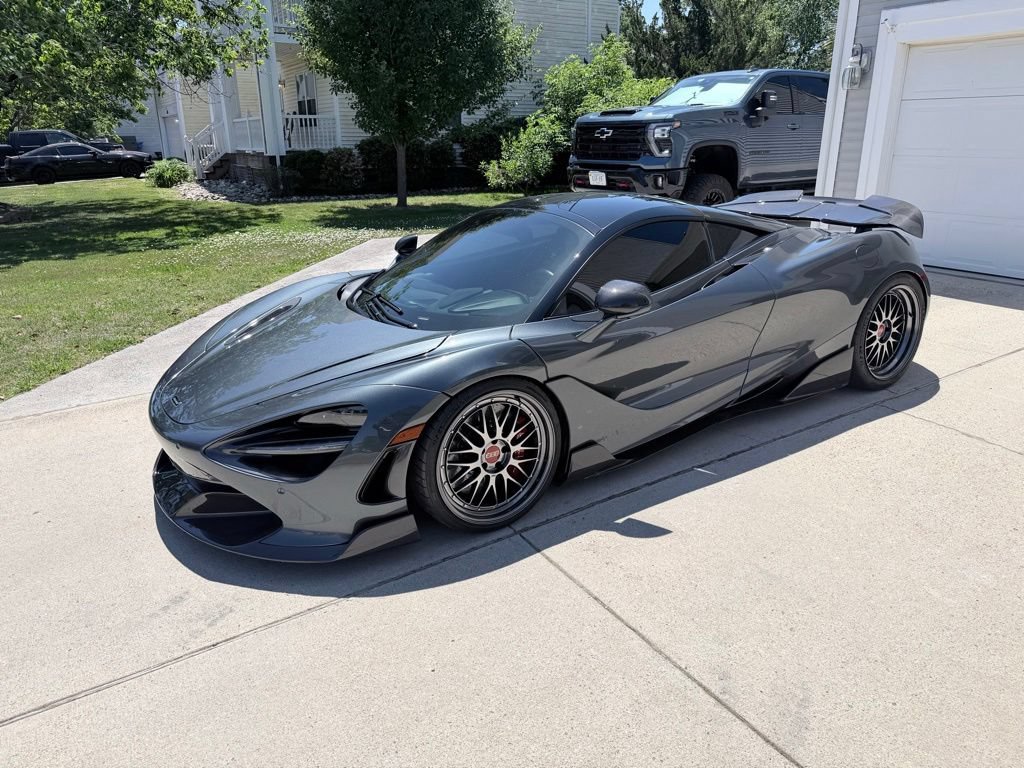 Used 2019 McLaren 720S Performance RWD image 18