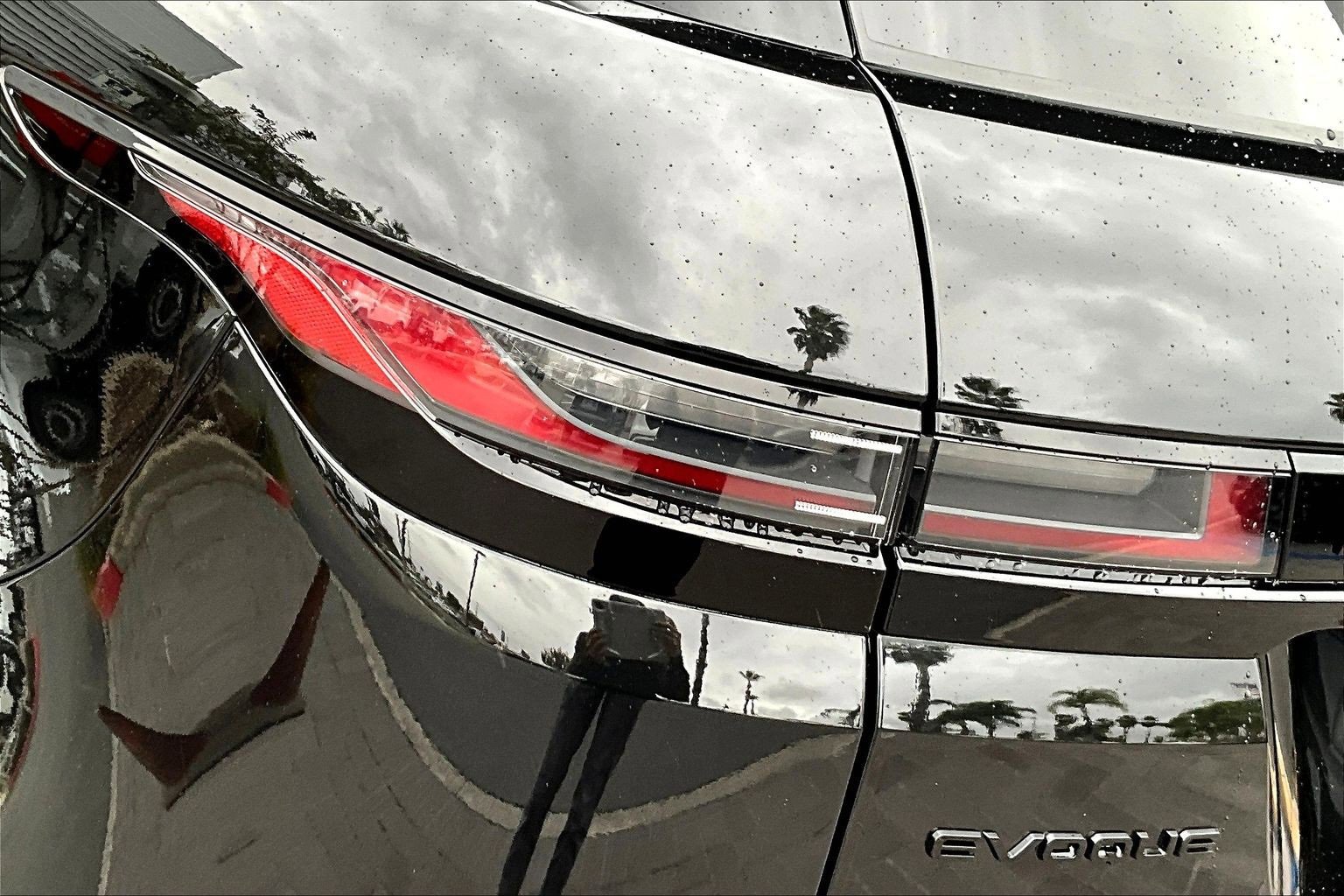 Used 2024 Land Rover Range Rover Evoque Dynamic SE image 29