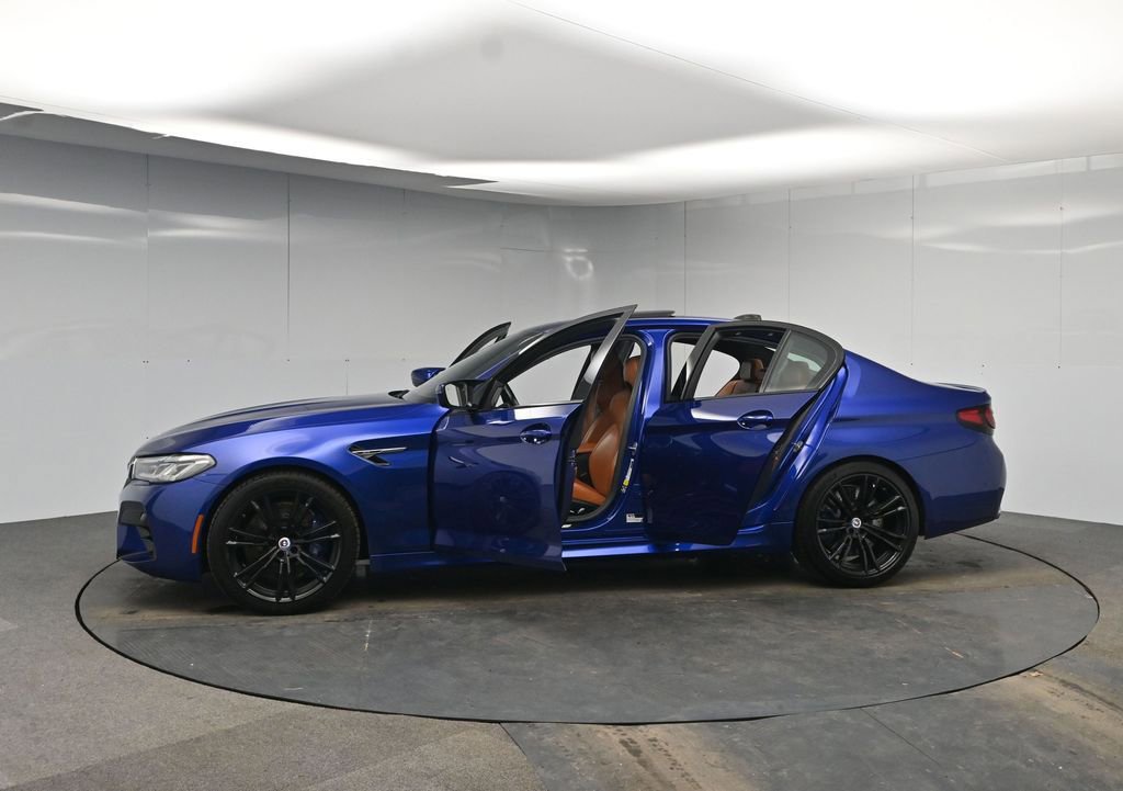 Used 2022 BMW M5 w/ Executive Package image 60