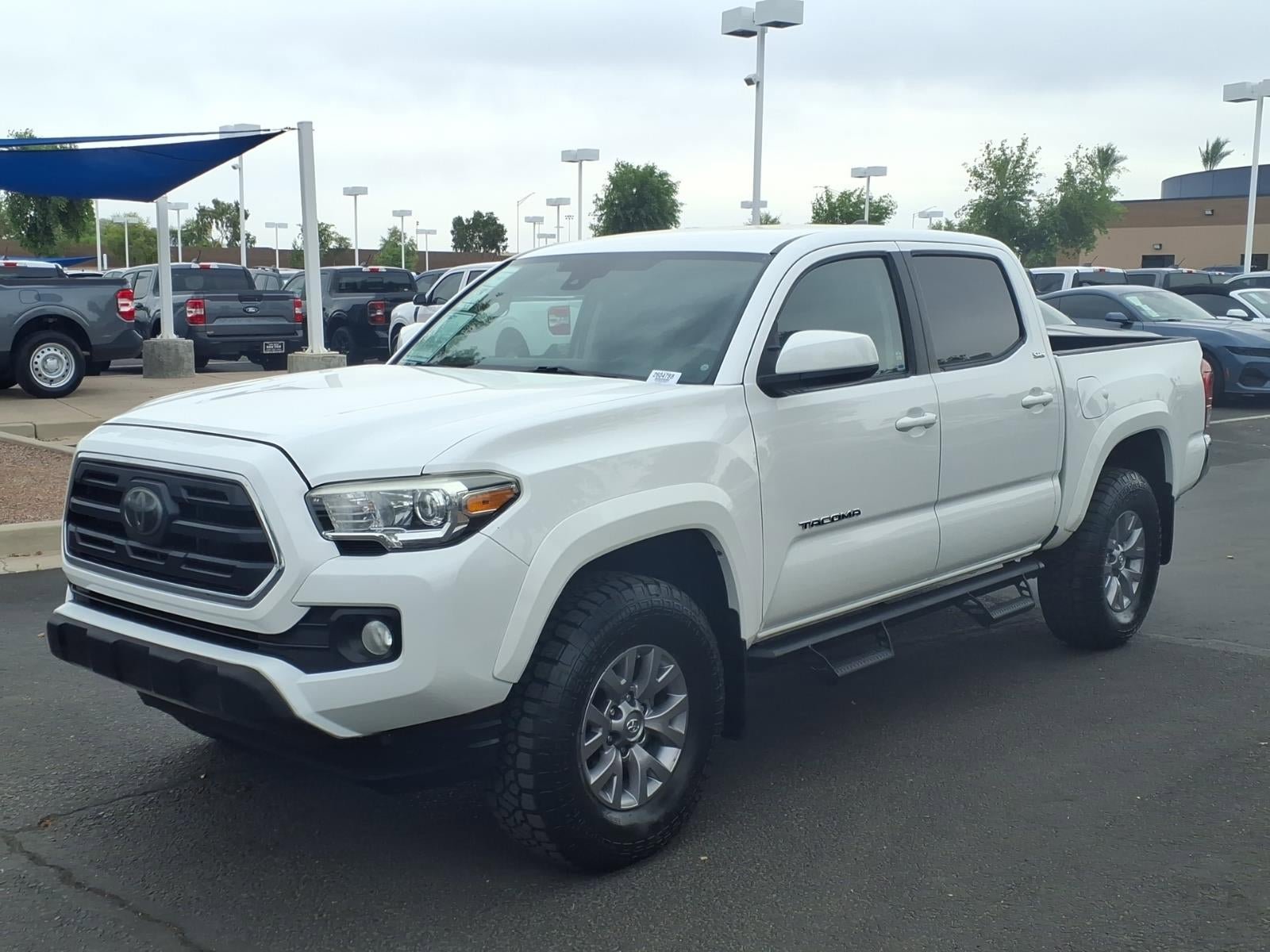 Used 2018 Toyota Tacoma SR5 RWD image 8
