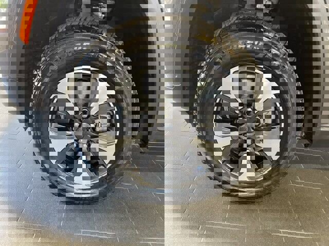 Used 2023 Jeep Grand Cherokee 4WD 4xe w/ Luxury Tech Group II image 34