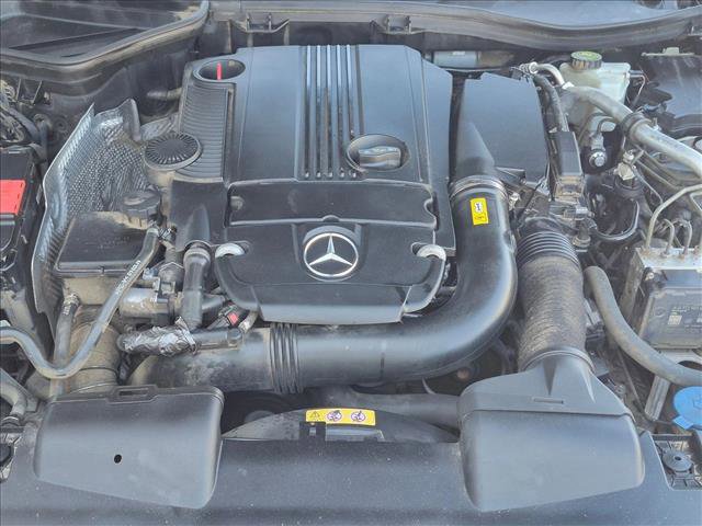 Used 2013 Mercedes-Benz SLK 250 image 18