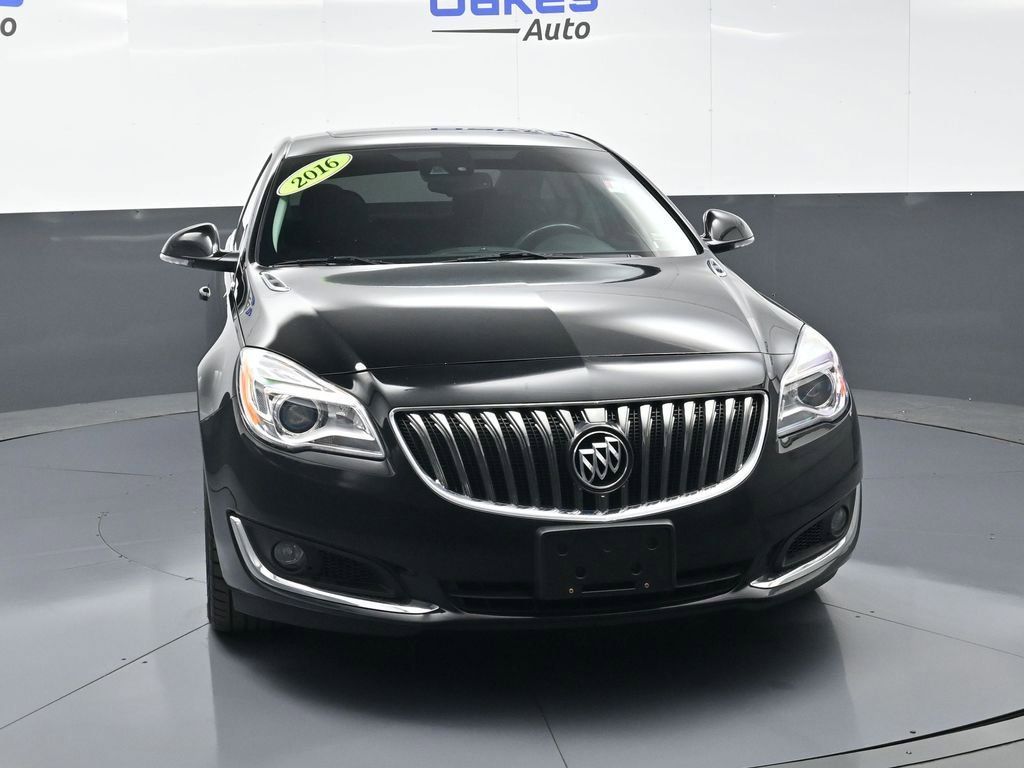 Used 2016 Buick Regal Premium w/ Driver Confidence Package #1 image 3