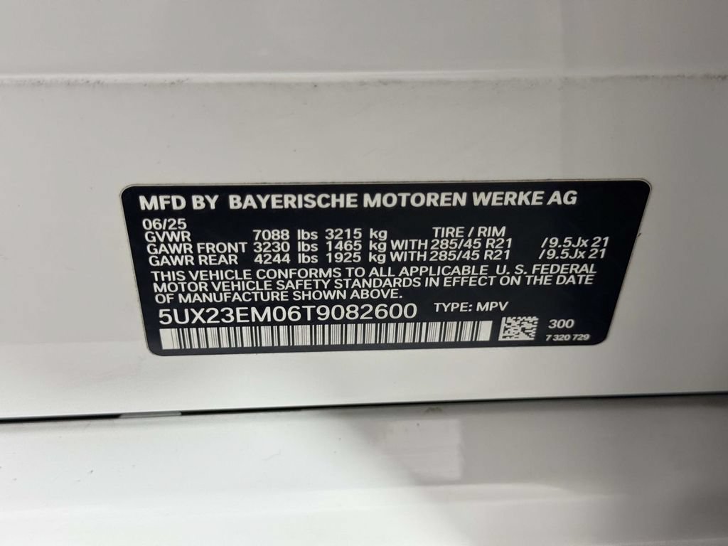 Used 2026 BMW X7 xDrive40i AWD/4WD image 16