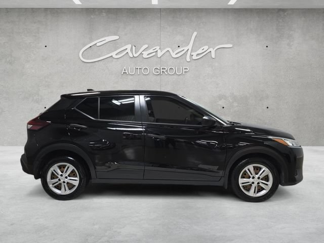 Used 2023 Nissan Kicks S FWD image 17