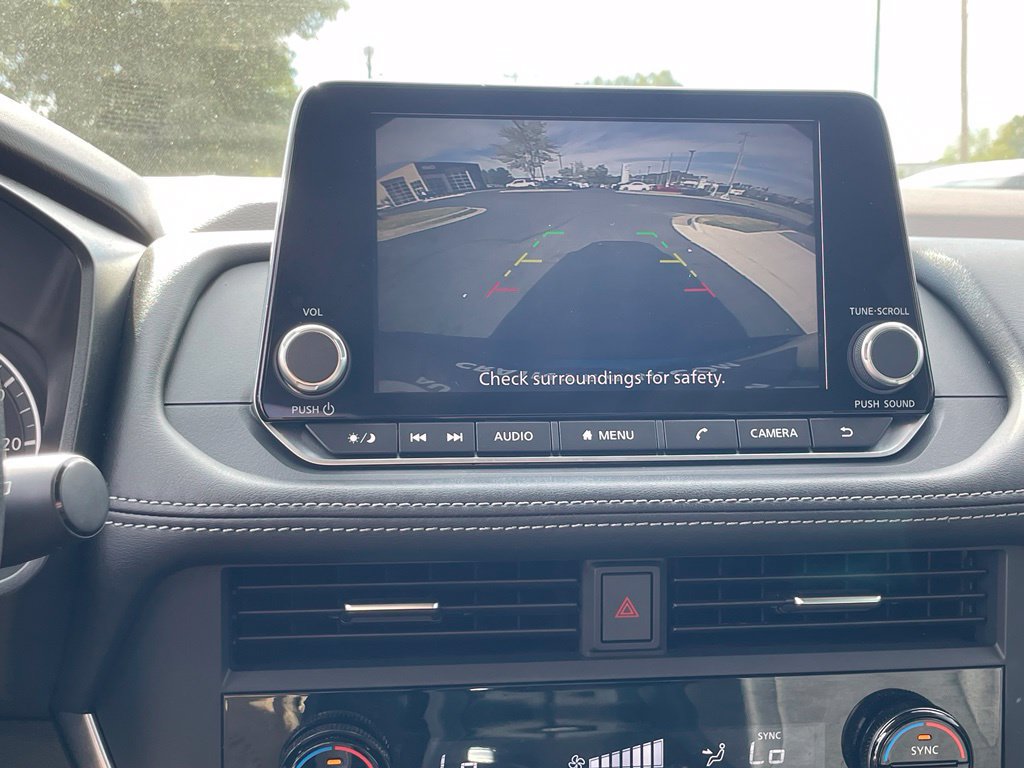 Used 2023 Nissan Rogue SV FWD image 18