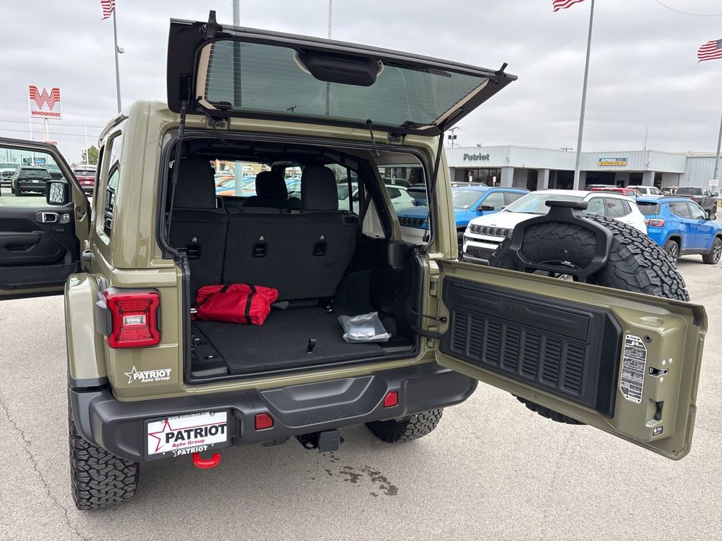 New 2026 Jeep Wrangler Unlimited Rubicon AWD/4WD image 27