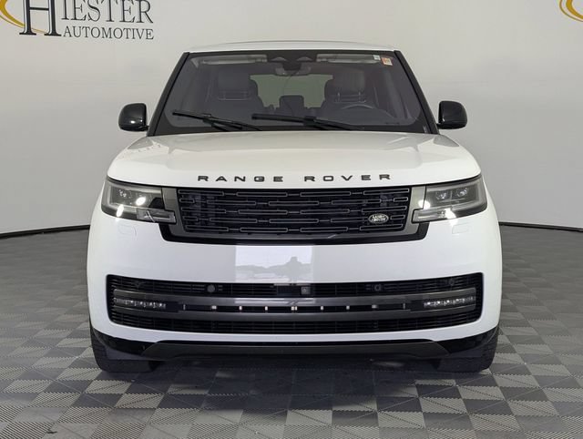 Used 2023 Land Rover Range Rover SE AWD/4WD image 3