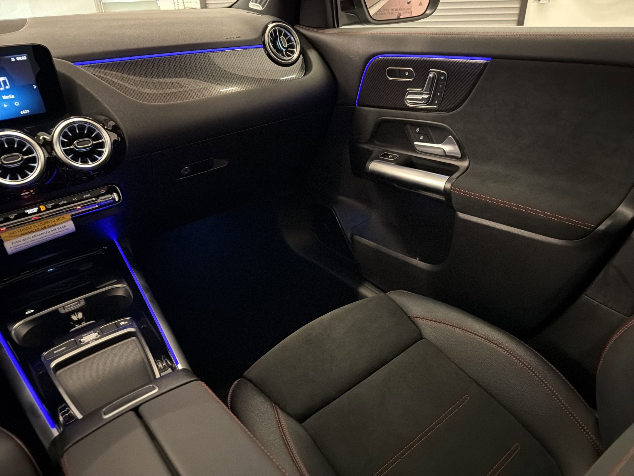New 2026 Mercedes-Benz GLA 35 AMG 4MATIC image 28