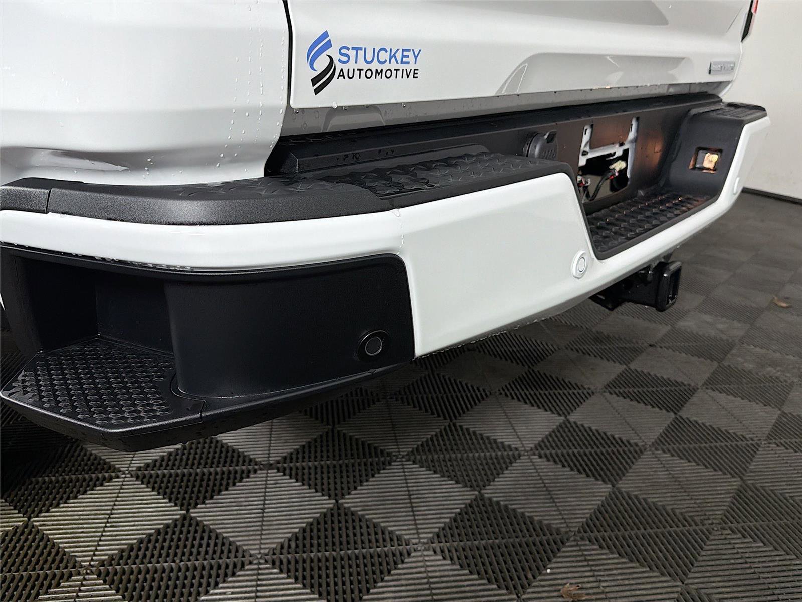 New 2026 GMC Canyon Elevation image 33