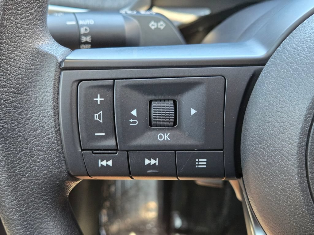 Certified 2026 Nissan Kicks SV w/ Cold Weather Package FWD image 27