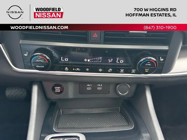 Certified 2025 Nissan Rogue SV w/ SV Premium Package AWD/4WD image 36