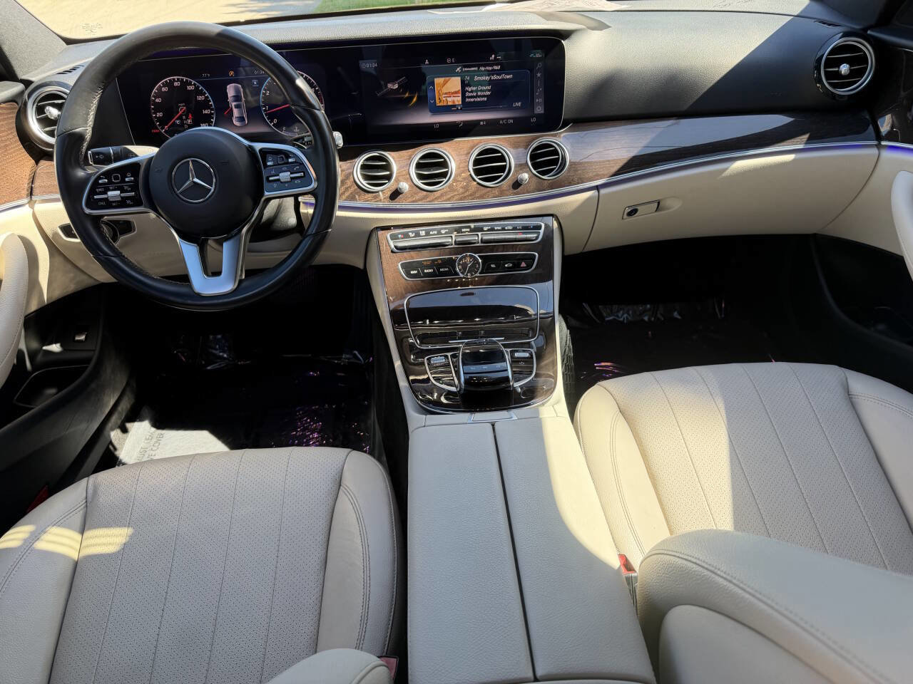 Used 2020 Mercedes-Benz E 350 Sedan image 14