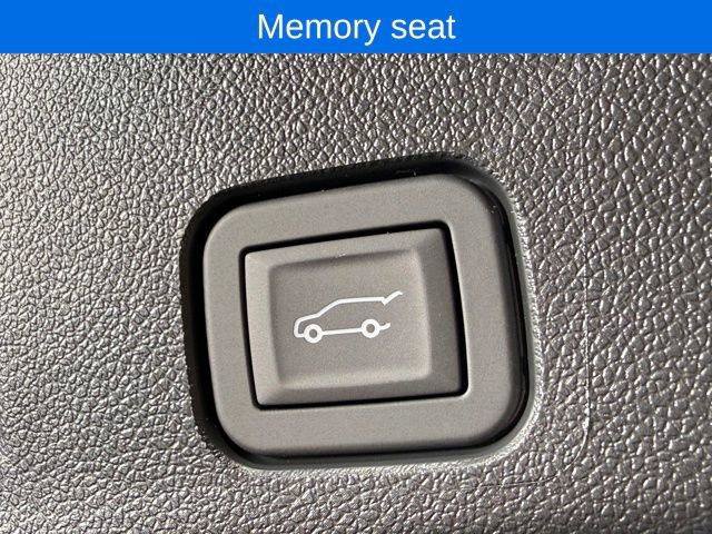 New 2026 Chevrolet Traverse RS image 15