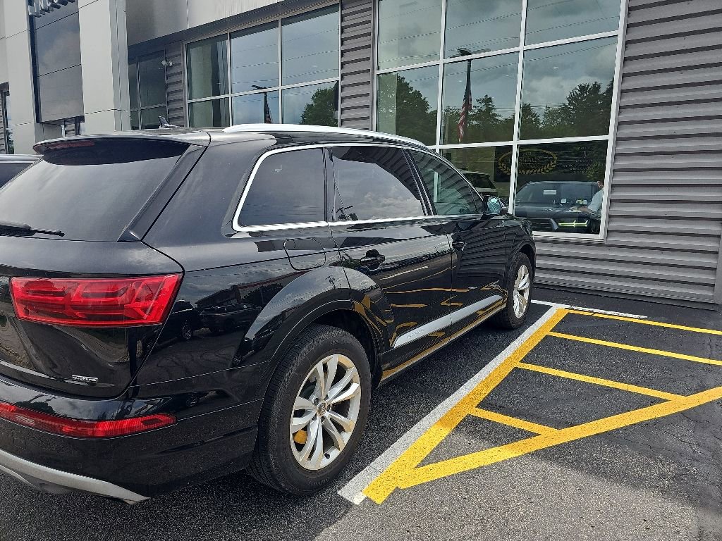 Used 2019 Audi Q7 3.0T Premium Plus AWD/4WD image 6