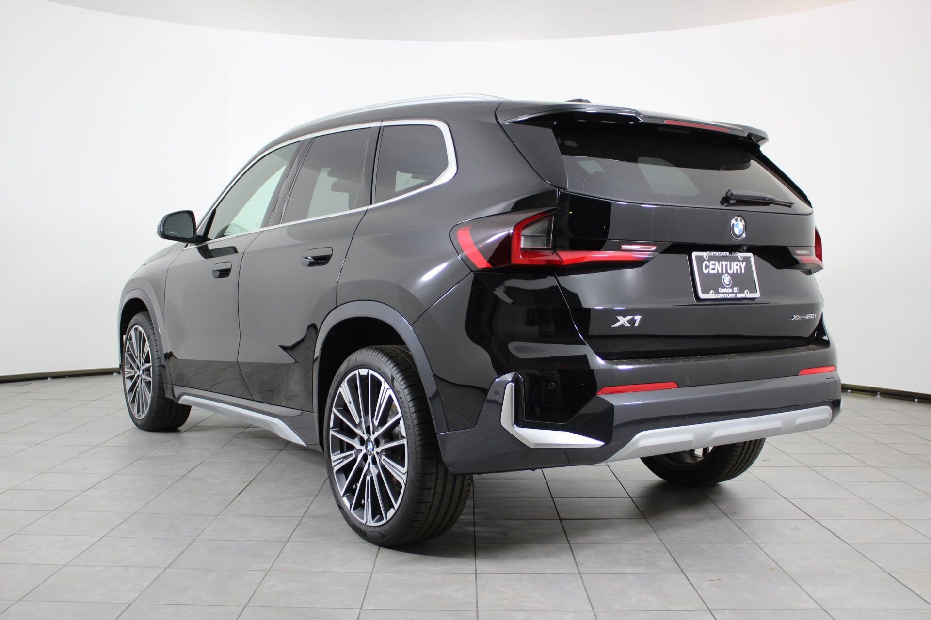 New 2026 BMW X1 xDrive28i w/ Convenience Package image 3