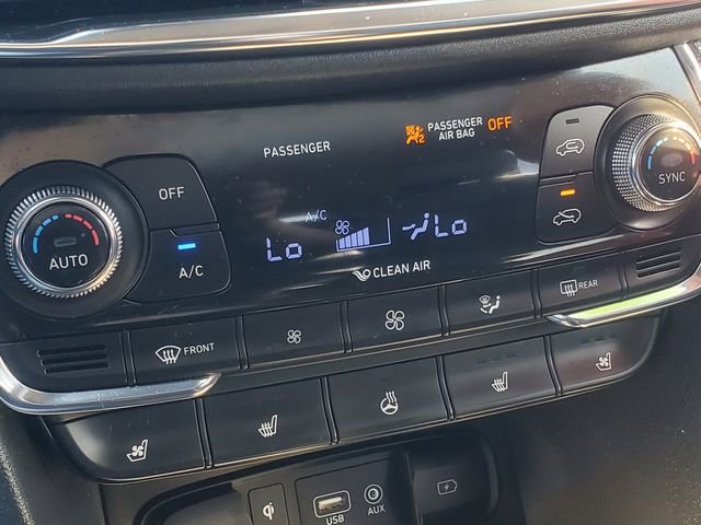 Used 2020 Hyundai Santa Fe Limited image 27