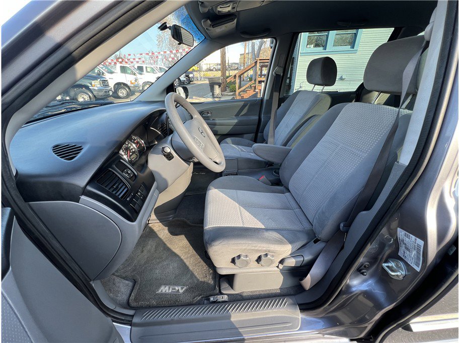 Used 2004 MAZDA MPV LX w/ LX Plus Pkg image 16