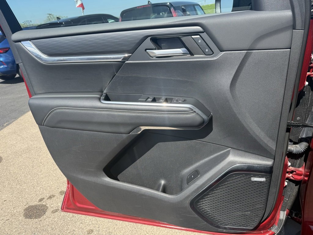 Used 2024 GMC Acadia Elevation image 52