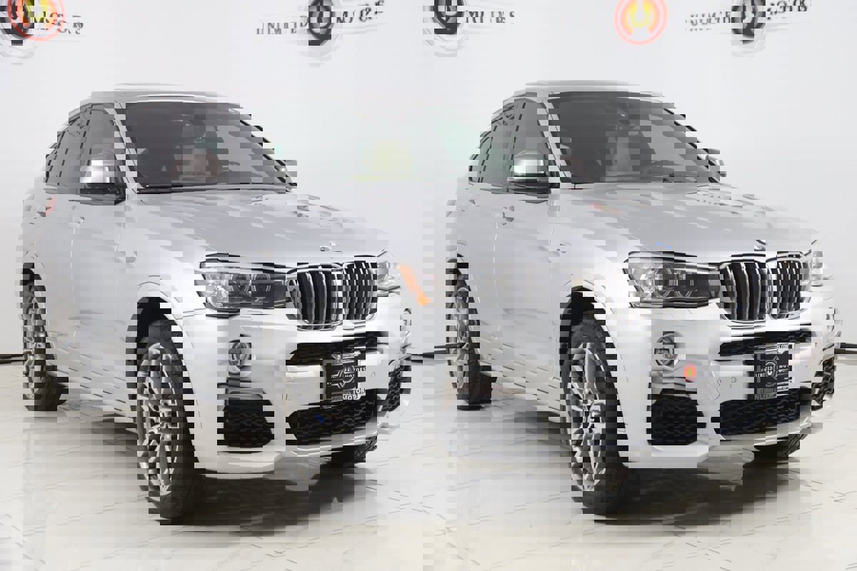 Used 2018 BMW X4 M40i image 21