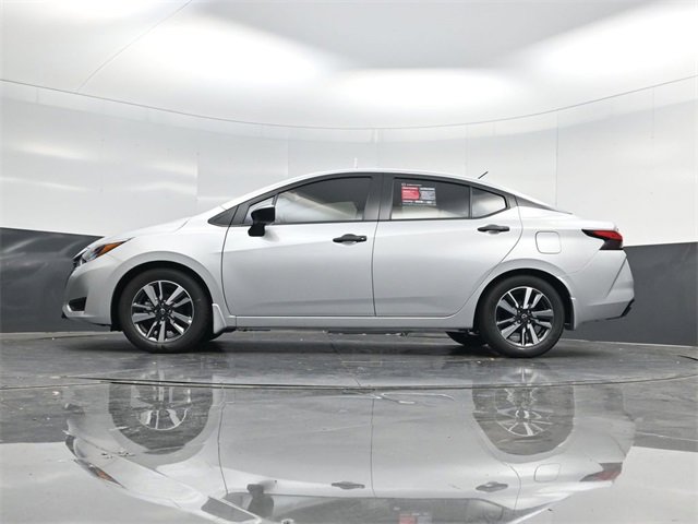 Used 2025 Nissan Versa S w/ S Plus Package image 52